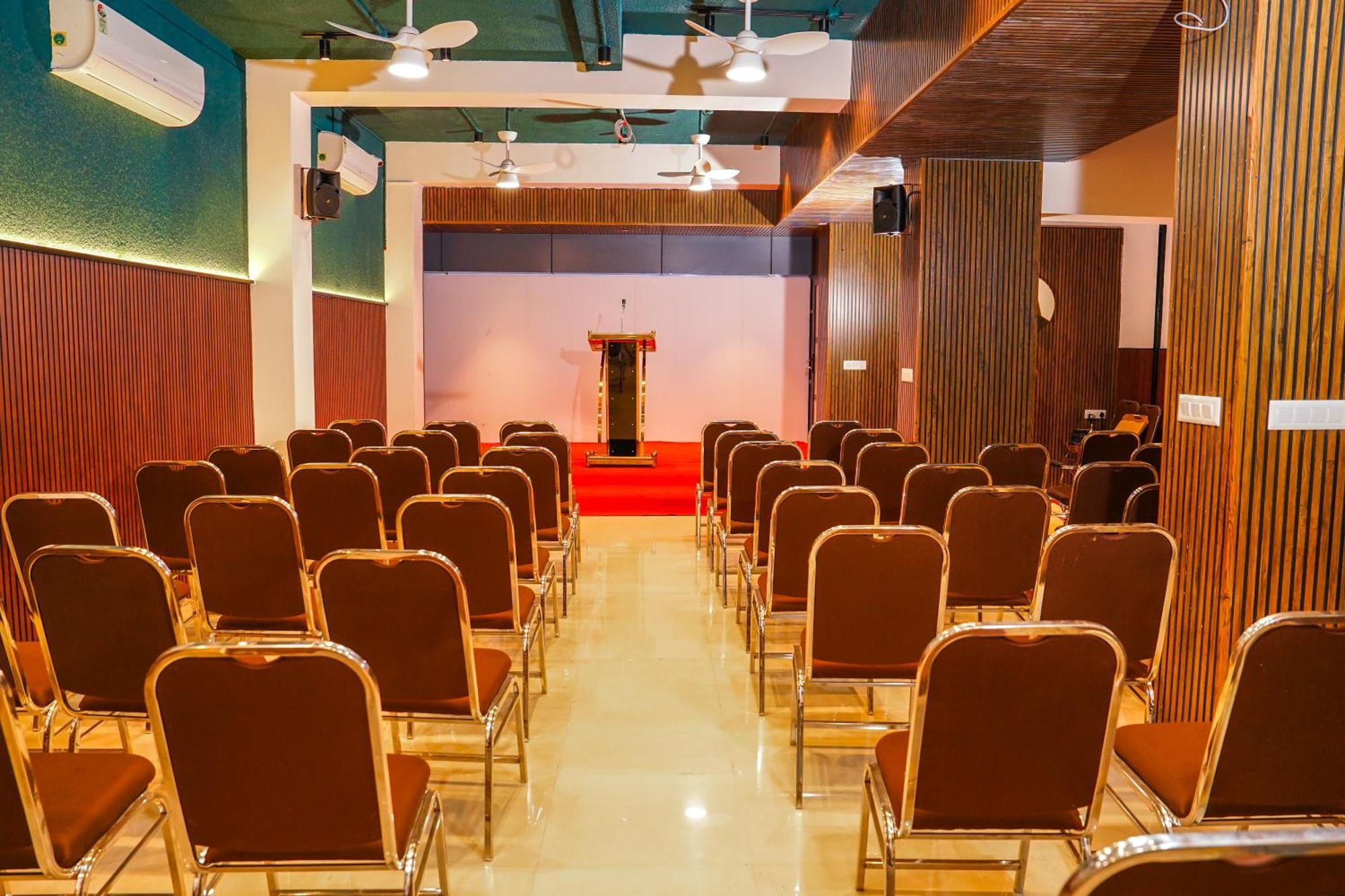 Palcastle Regency Hotel Palakkad Bagian luar foto