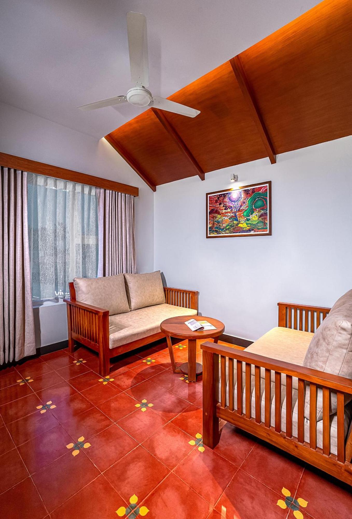 Palcastle Regency Hotel Palakkad Bagian luar foto